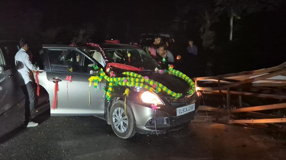 Groom injured in road accident in Lakhimpur Kheri