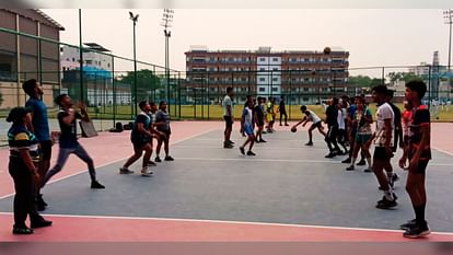 Sports News Today Wrestling six out of 18 men five out of seven girls won medals