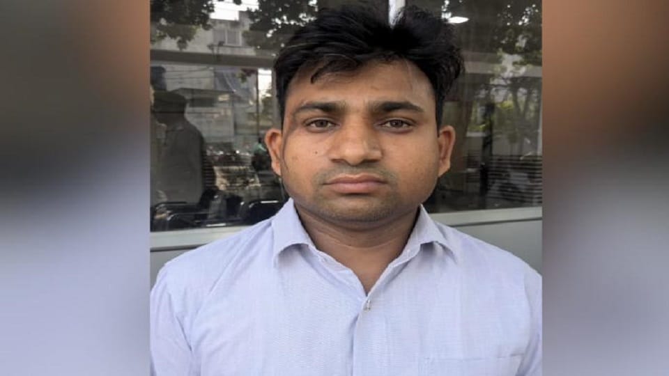Muzaffarnagar: Assistant professor did this to a student by threatening to fail