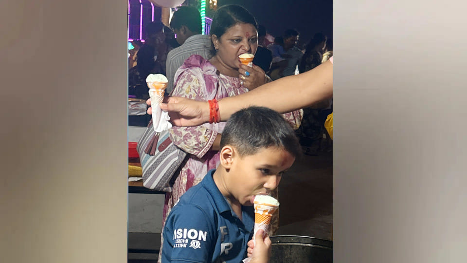 In Gorakhpur, businessmen adulterated the ice cream, those who eat it may fall ill