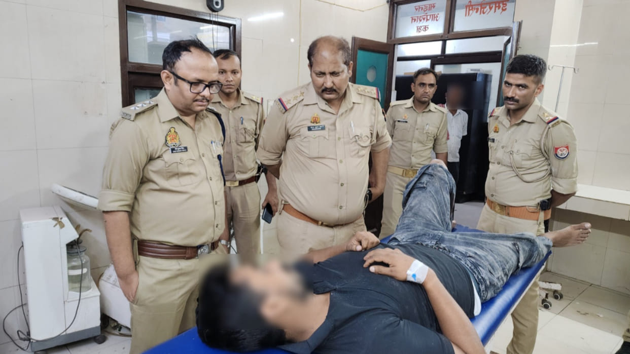 Gorakhpur's Shahpur police station encounters with animal smugglers, one injured and arrested,news in hindi