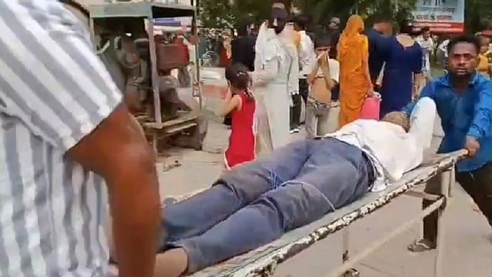 stampede in Shahjahan Medical College chaos ensued after the gas leak