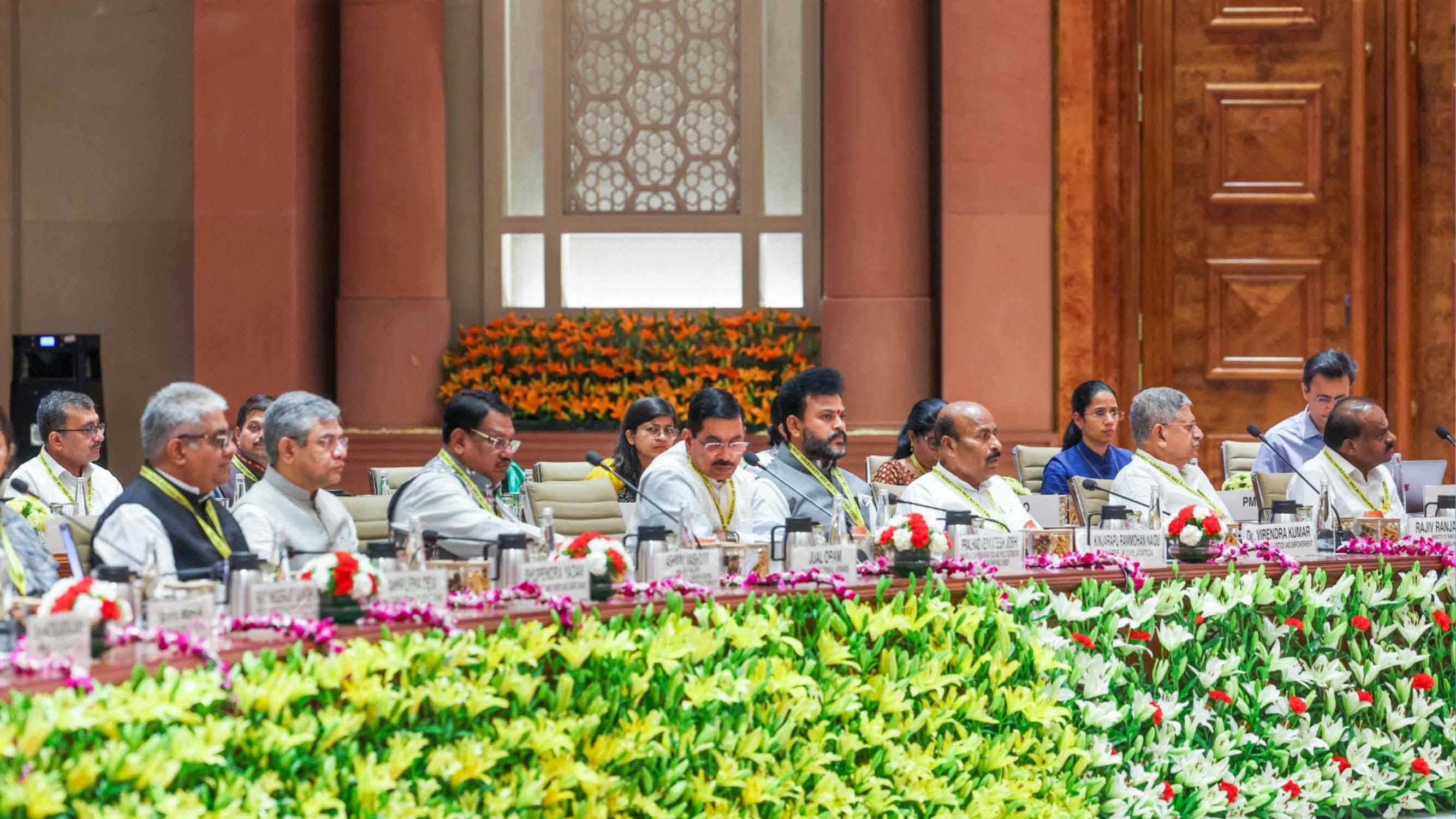 Niti Aayog Meeting 2025 PM Modi Message and Non-BJP CM Demands Key Highlights
