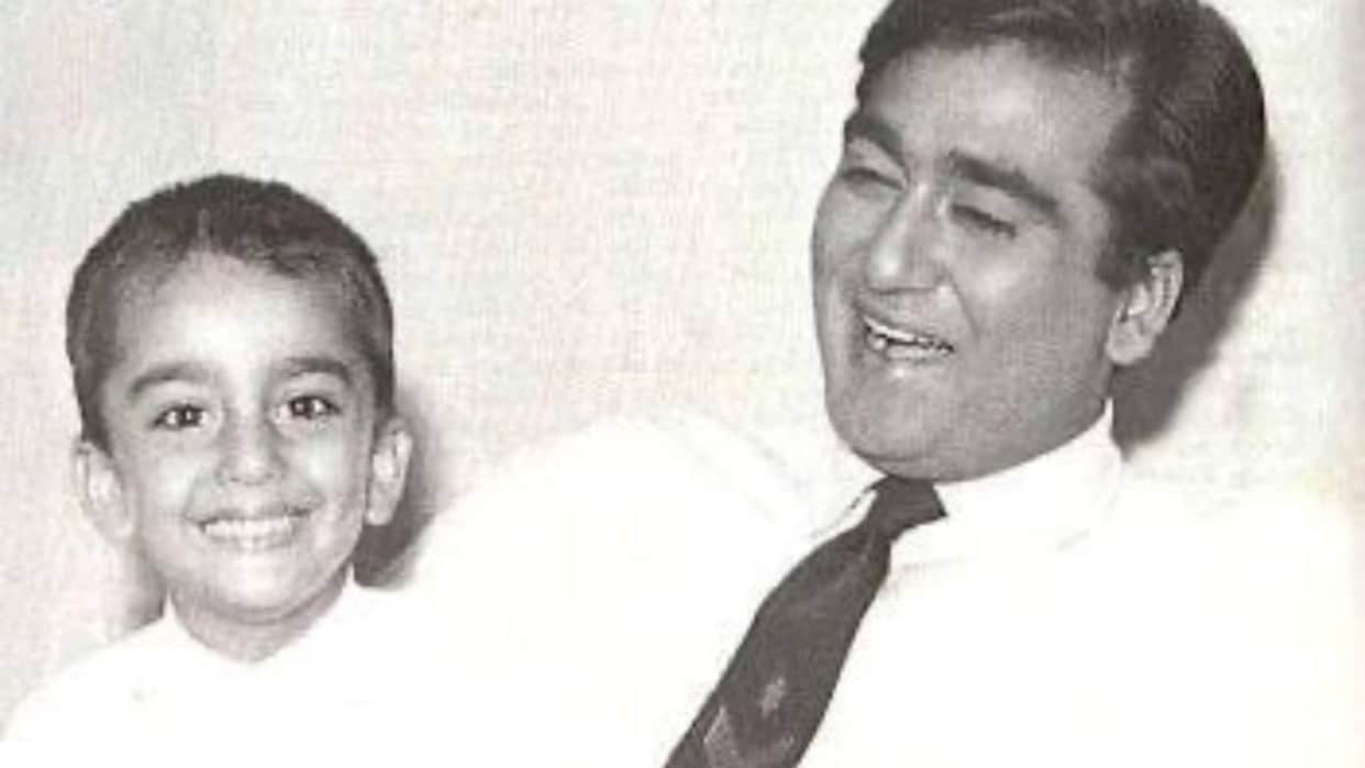 Sanjay dutt got emotional on his fathers 20th death anniversary and says he miss him everyday