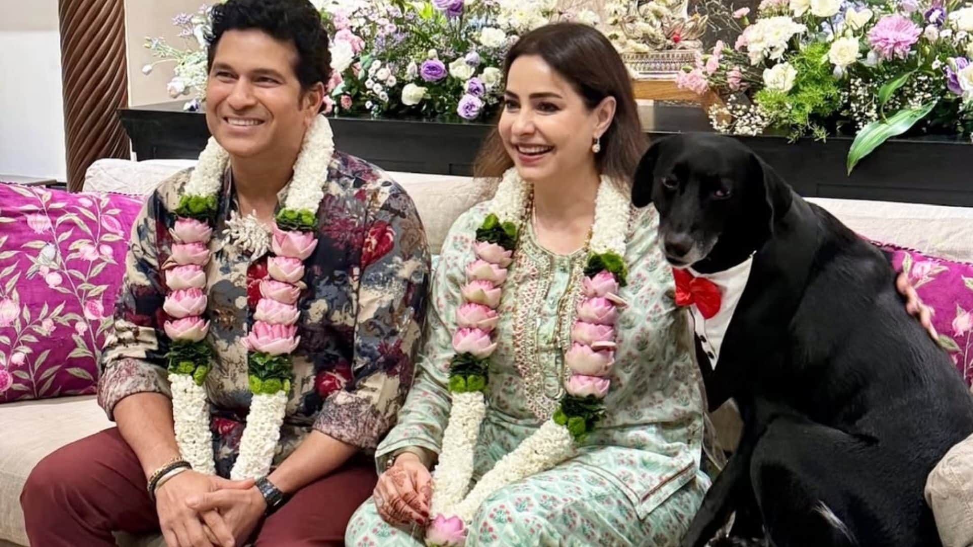 Sachin Tendulkar Anjali Wedding Anniversary completed 30 years of marriage Sara Tendulkar posted photos see