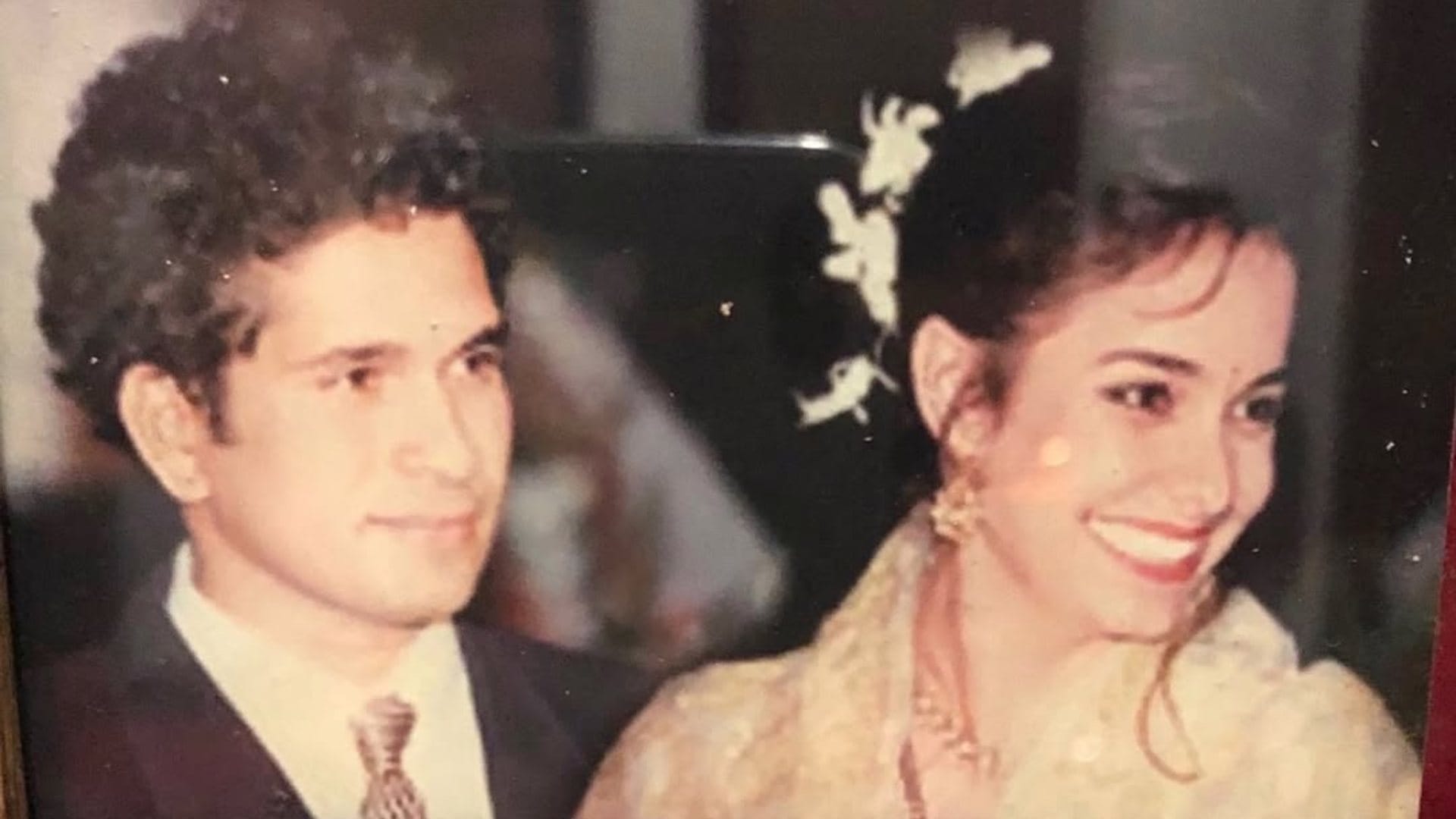 Sachin Tendulkar Anjali Wedding Anniversary completed 30 years of marriage Sara Tendulkar posted photos see