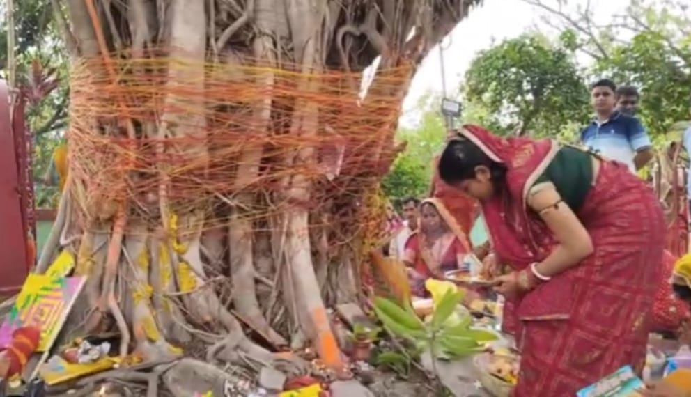 Somvati Amavasya 2025 Remedies 5 Rituals on Monday Amavasya Upay for Punya Prapti