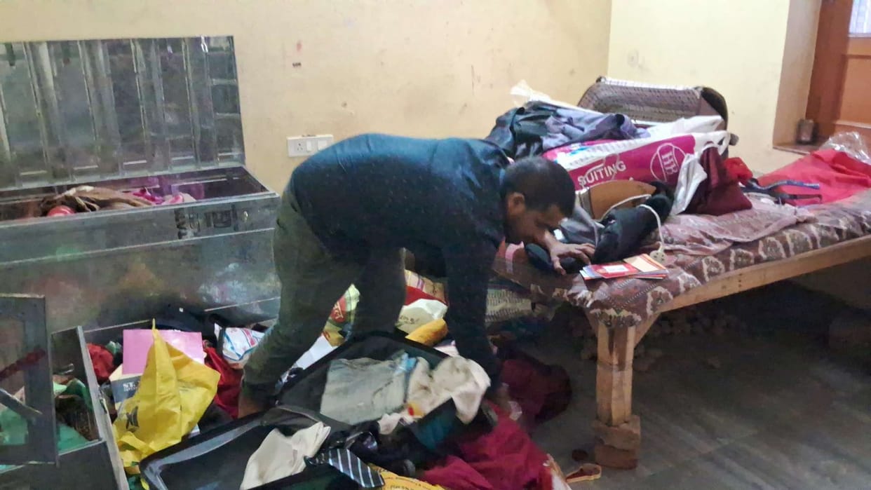 massive theft nri flat jewelry dollar stolen