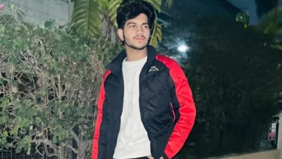 Father got heart attack due to not getting salary son died after four days chandigarh
