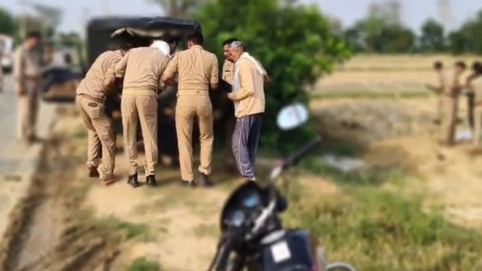 Former Pradhan and his son brutally murdered at Tundla in Firozabad