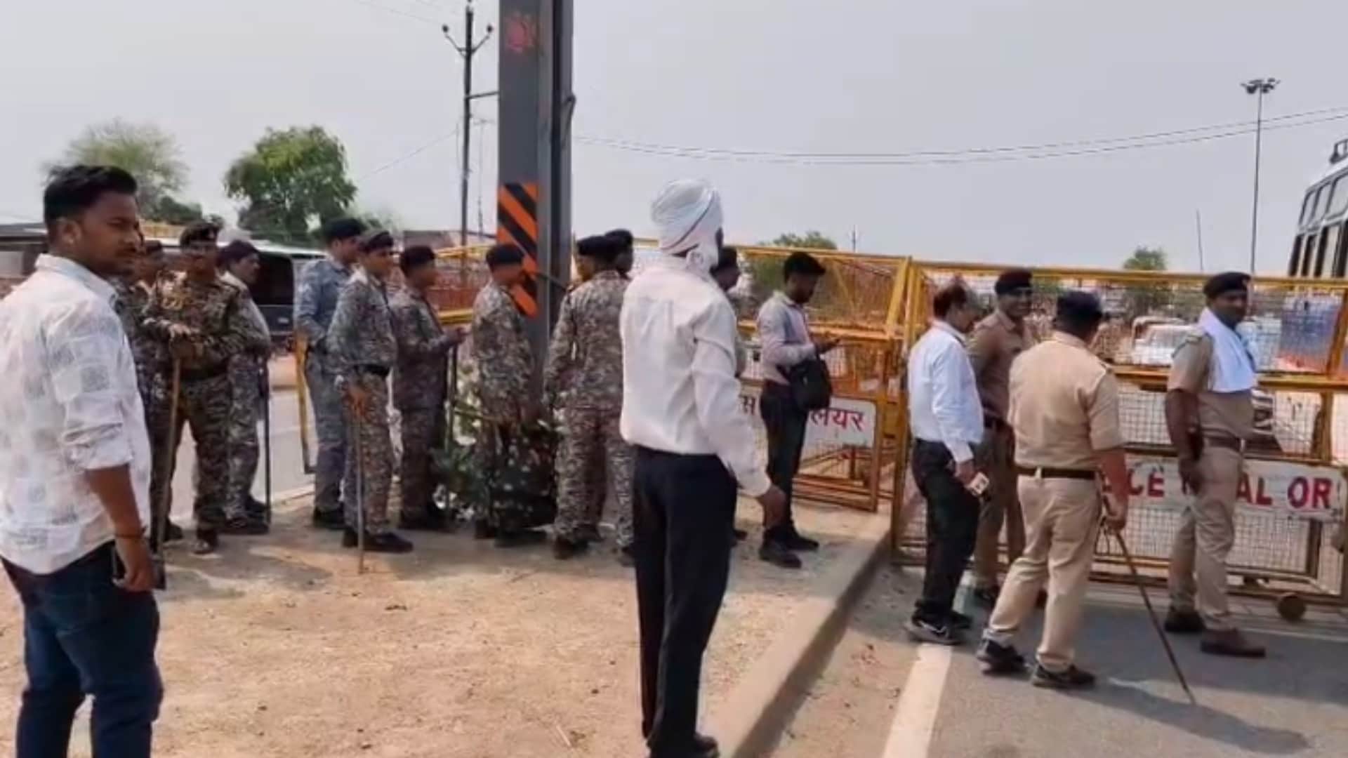 MP News: Tension increased over Ambedkar's statue in Gwalior, Bhim Army stopped on the highway