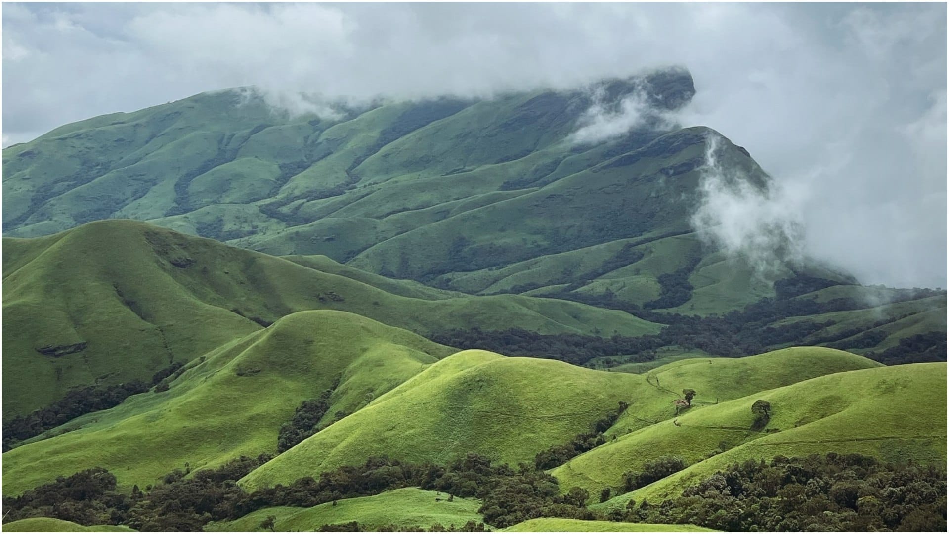 Summer Vacation Places in Karnataka Never Feel Heat Know About Locations Details