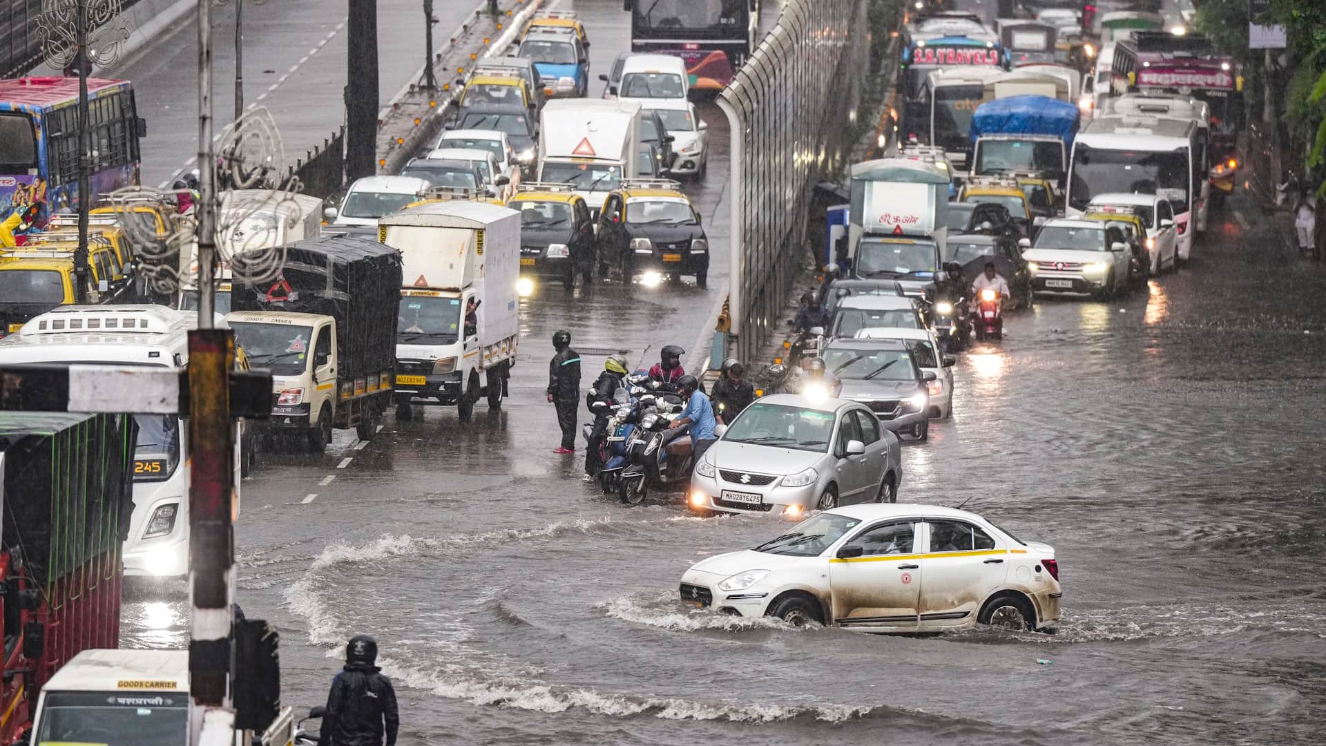 Rain in Mumbai breaks a century's record Metro stations flooded more than 250 flights affected