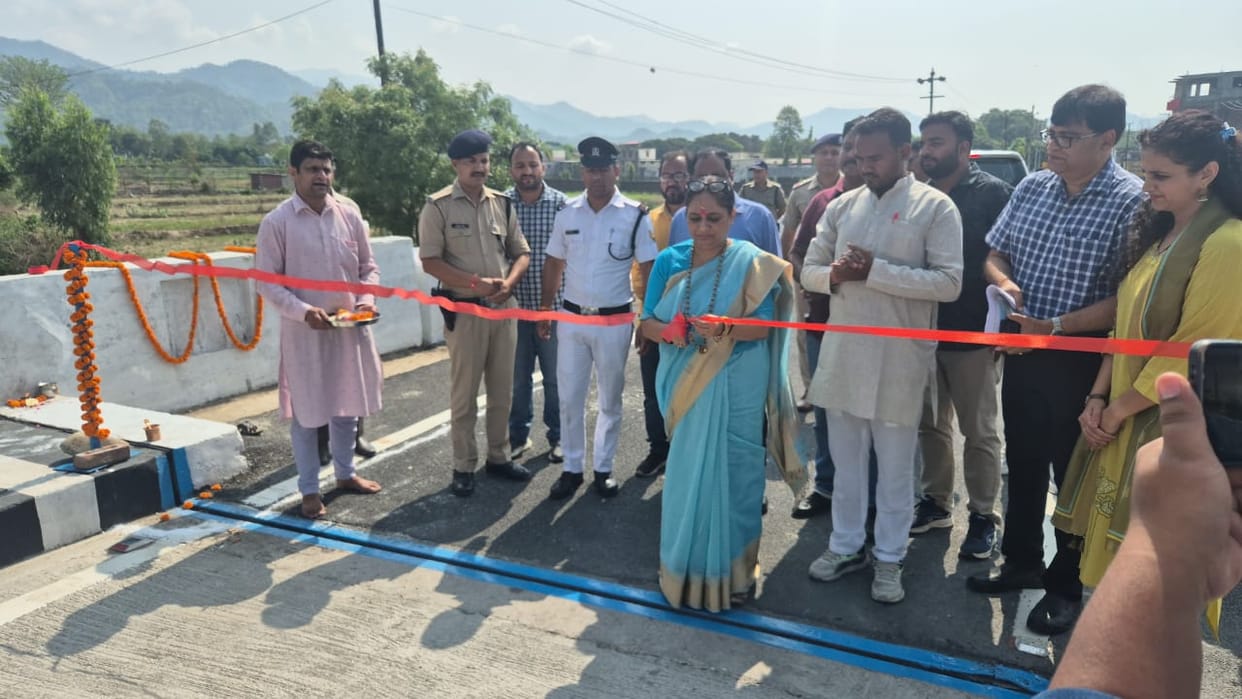 Kotdwar  News Assembly Speaker Ritu Khanduri inaugurated  Malan bridge, vehicular movement started