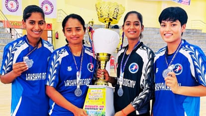 Sports News Today Influencers teams participating in Banaras Cricket League salute to four daughters of Kashi