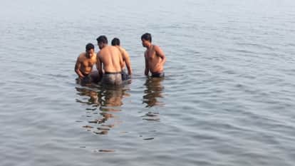 One Child Drowns Two Rescued While Fishing in Singrauli Pond
