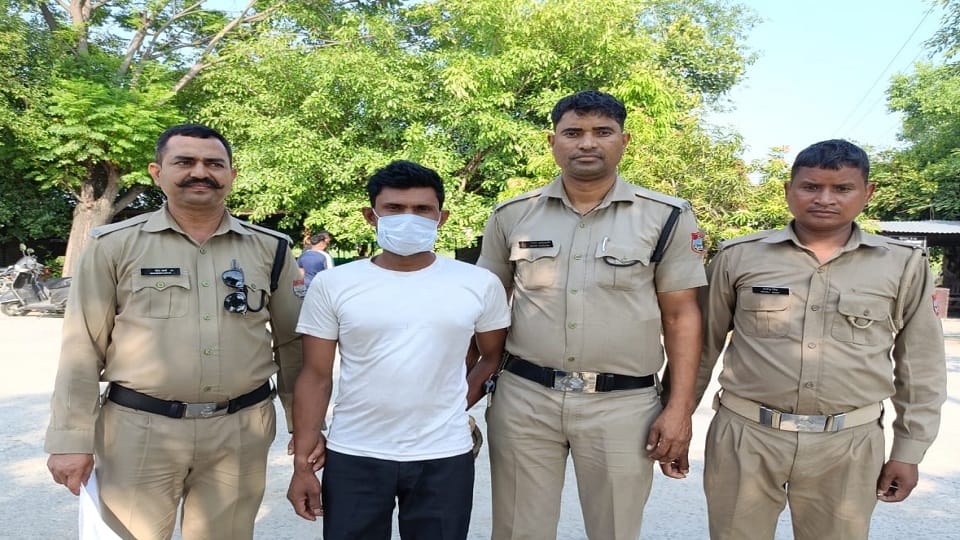 Suresh had strangled his wife Anita and burnt her body in khatima