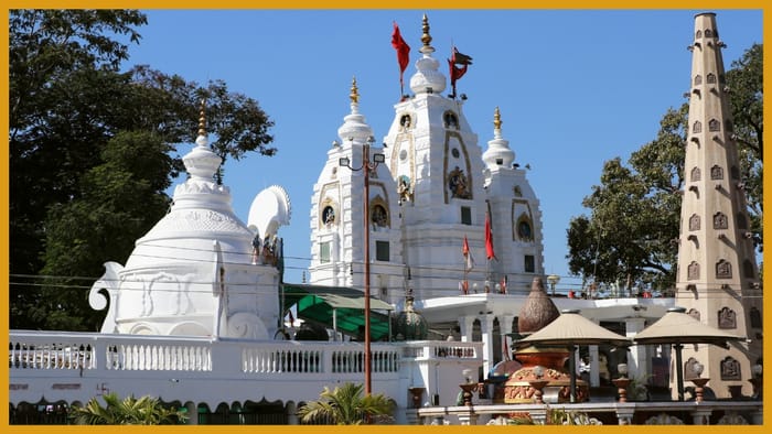 Ahilya Bai Jayanti Know the Queen Ahilya Bai Holkar a Symbol of Shiva Devotion Justice and Legacy