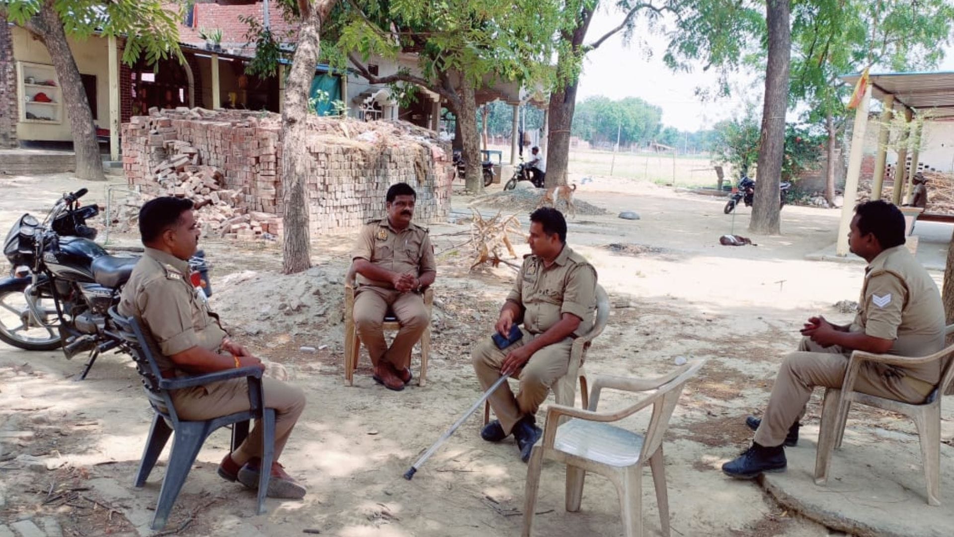 Jaunpur Triple Murder Case father and his two sons killed by hammer BSP leader and his son-in-law arrest