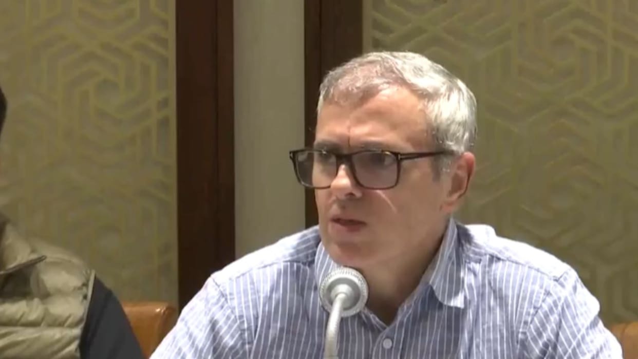 Jammu Kashmir: Distance with Ruhullah increased... Omar said- show your report card before pointing fingers at