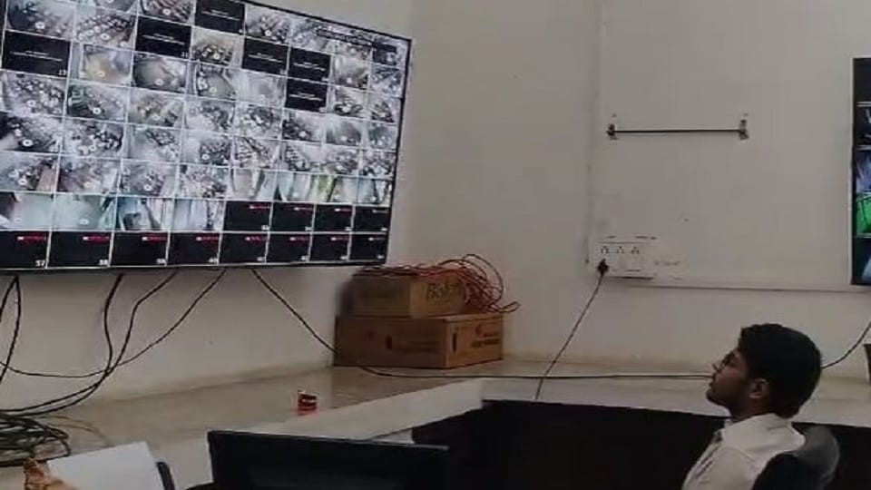 students hid their mobile in underwear For cheating