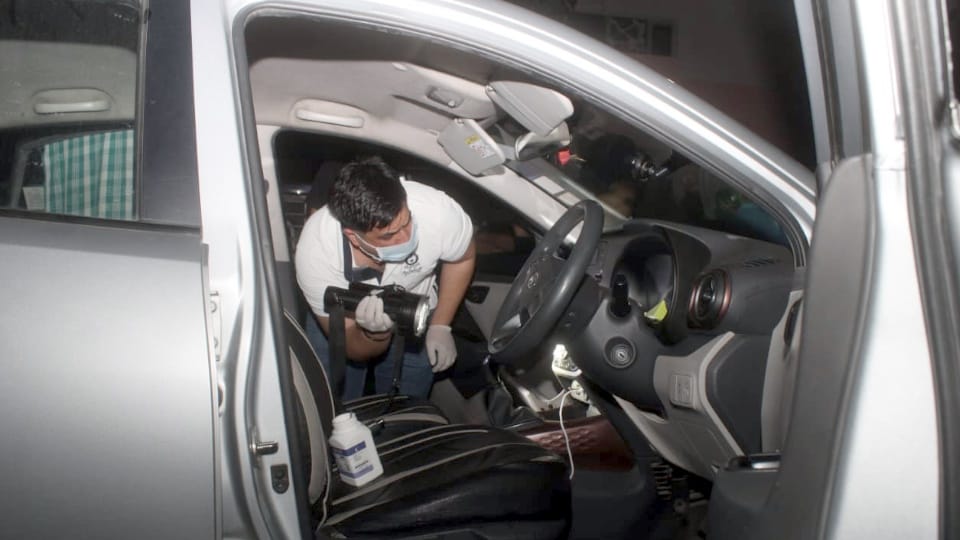 Panchkula Suicide case Family of Seven Found Dead in Car Suicide Note Reveals Reason Haryana news in Hindi