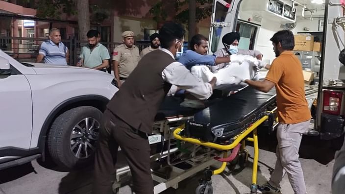 Panchkula Seven people committed suicide Papers were found in car along with utensils clothes and food