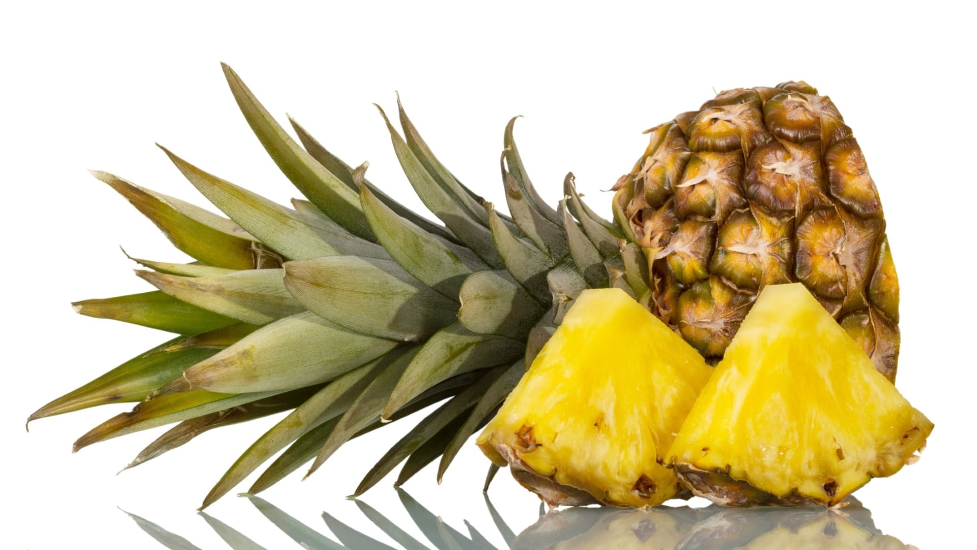 What is Pineapple Dating Trend Explained Offline Ways for Finding Real Partners