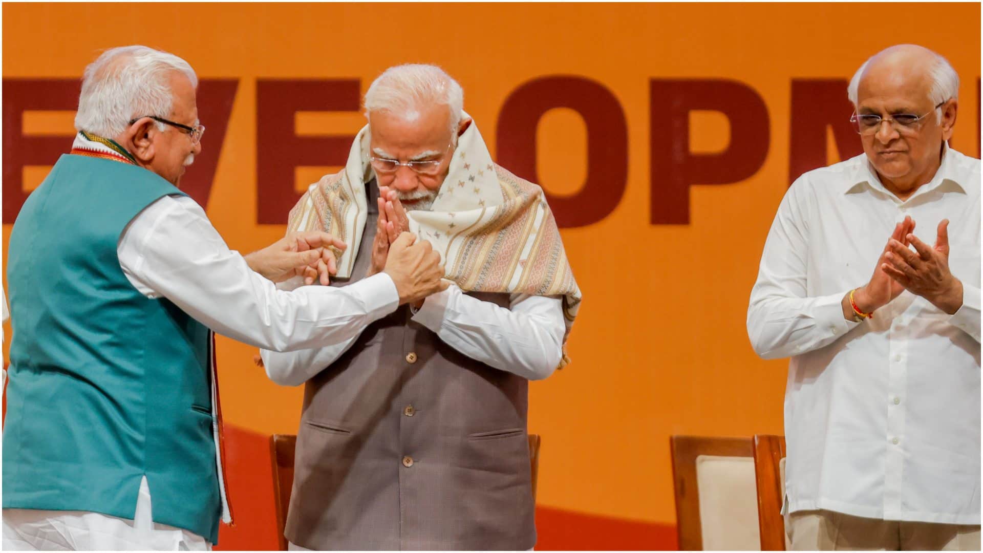 PM Modi Gujarat Visit: PM inaugurates foundation stone development projects worth Rs 5536 crore Gandhinagar
