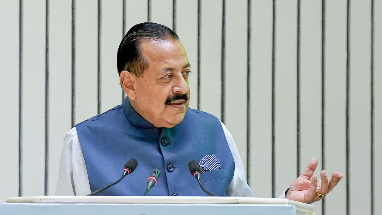 Union Govt confirmed entitlement of family pension to unmarried, widowed or divorced daughters