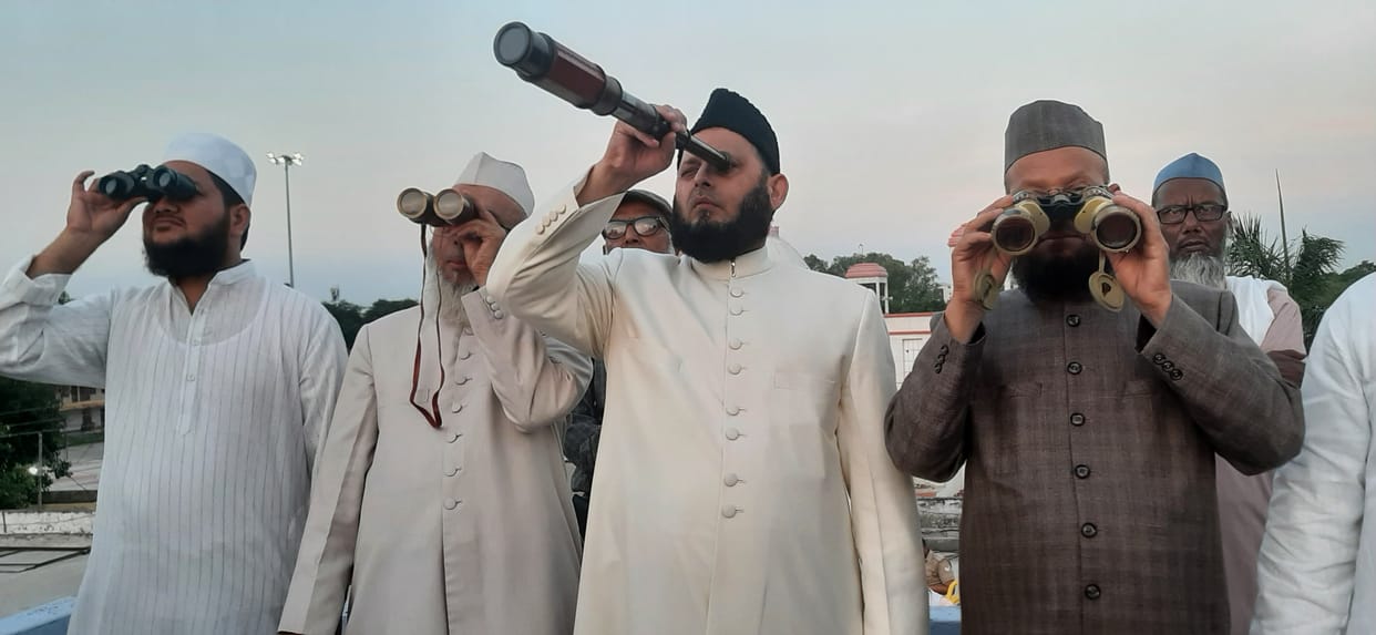 Lucknow: The moon was sighted by the Markazi Chand Committee at Aishbagh Idgah, and Bakrid was announced to b