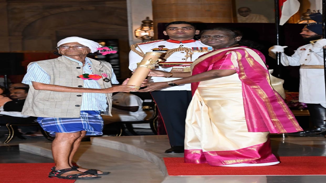 CG News: Padma Shri award to Pandiram Mandavi of Bastar region, Chief Minister Vishnudev Sai congratulated