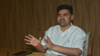 Hardoi: New District Magistrate Anunay Jha said Every problem will be solved through coordination