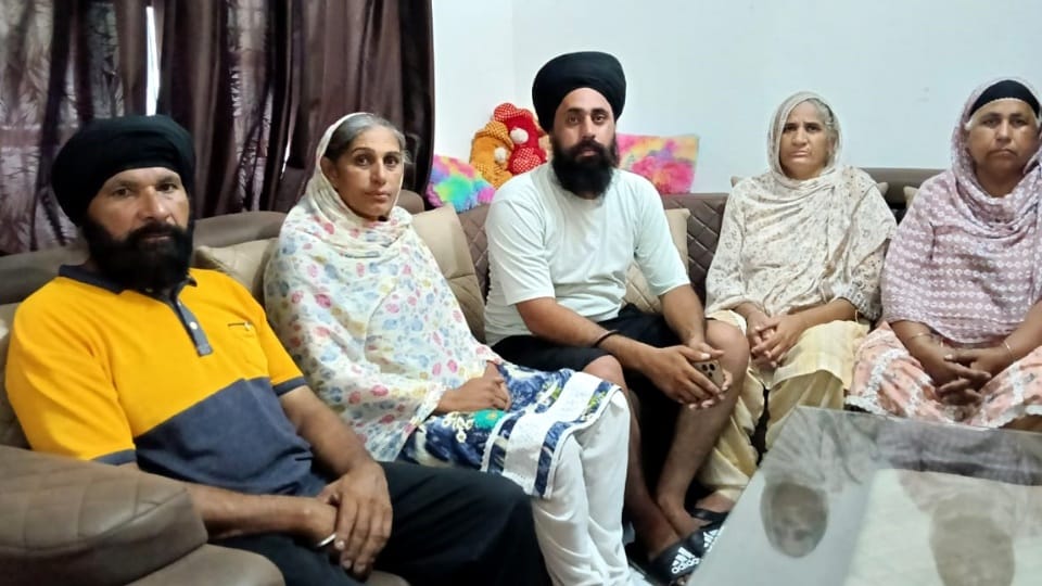 Three youths from Punjab going to Australia via Donkey Route held hostage in Iran