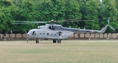 Yogi In Kanpur In meeting CM said People should not face any problem helicopter landed on the wrong helipad