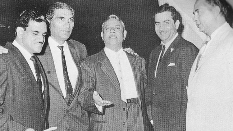 Mahbob Khal Mehboob Khan Death Anniversary Knwon For Mehboob Studio Movies Mother ...