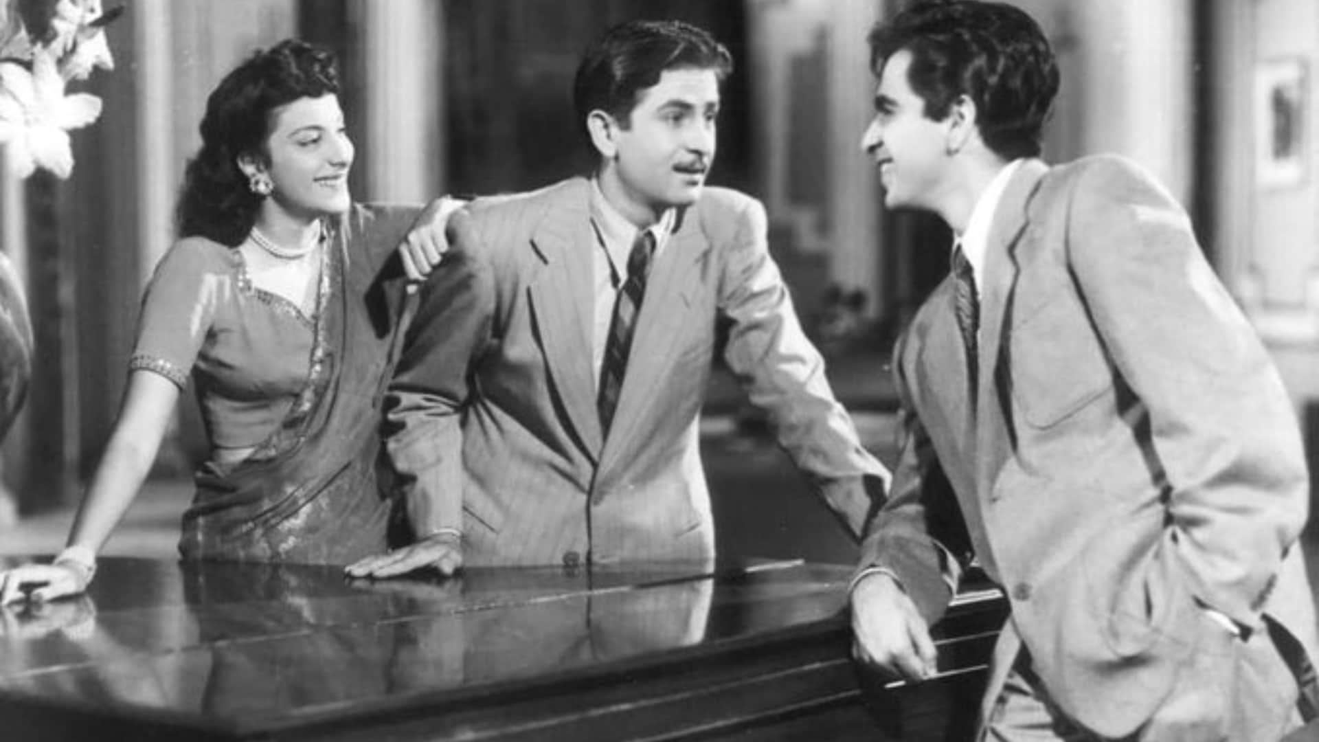 Mehboob Khan Death Anniversary knwon for Mehboob Studio movies mother india Sholay lagaan mugle a azam ddlj