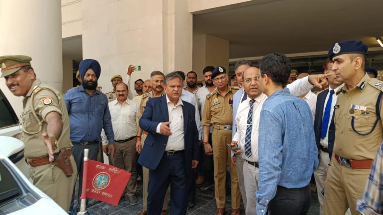 DGP- Chief Secretary reached High Court, took stock of security in connection with the visit of CJI and CM on