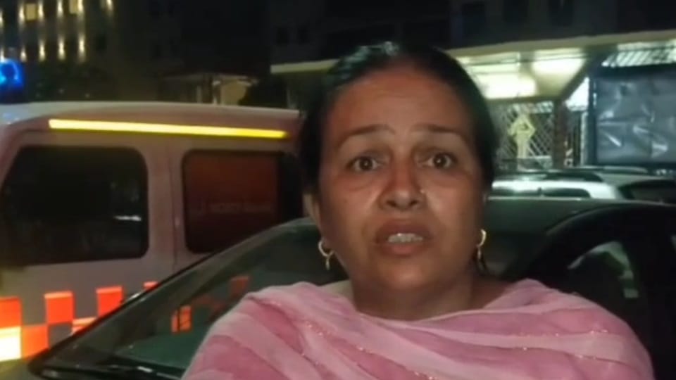 Clash between two groups in Amritsar, youth shot