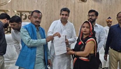 Good news job Shravasti 225 Anganwadi workers got appointment DM said selection done transparency