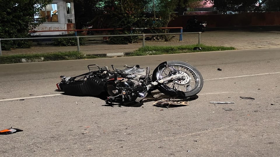 Speeding KTM driver hits Bullet while overtaking, one dies on the spot