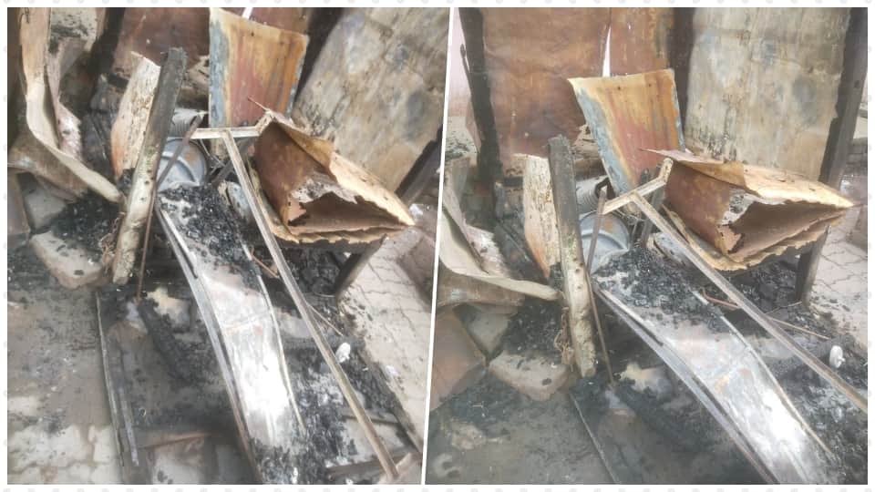 चाय की दुकान में आग