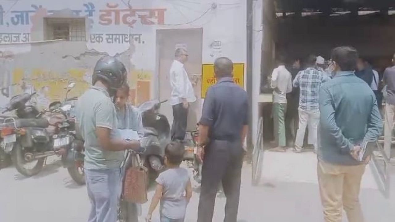 DM became patient to know the condition of health services in district hospital Bareilly