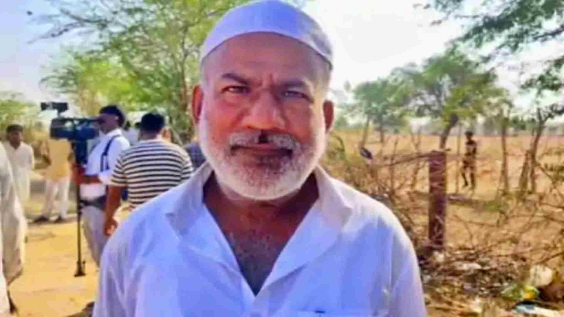 जासूसी के आरोप में गिरफ्तार शकूर खान।
