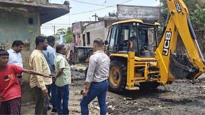 Mega campaign for drain improvement in Bhatapara