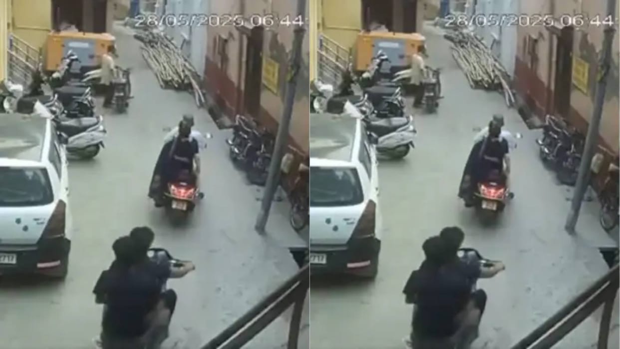 Thieves snatched the gold chain from an elderly woman neck in and ran away Video goes viral