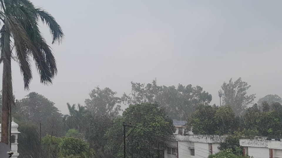 झमाझम बारिश