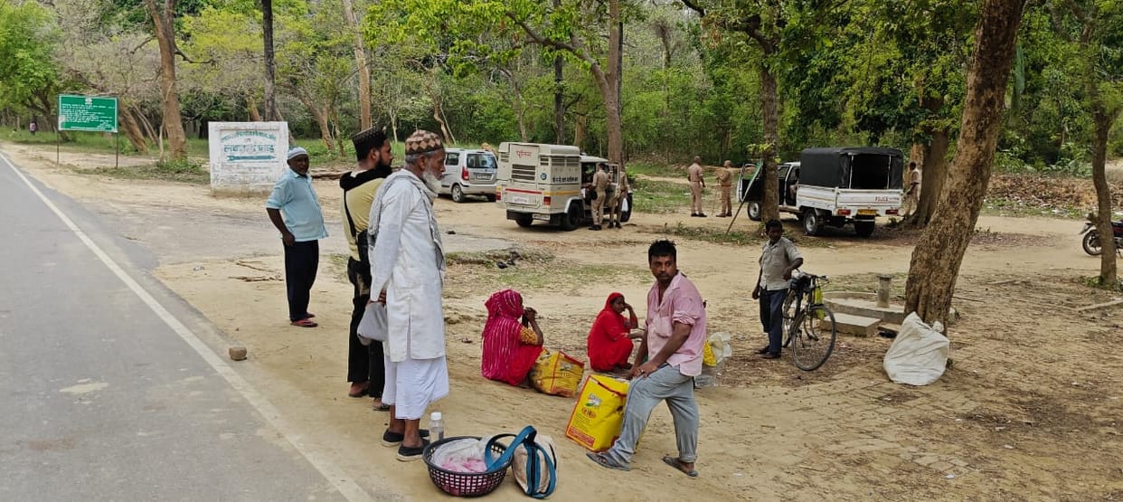 Ban imposed on Lakkad Shah Baba's annual Urs in Bahraich, police force deployed to stop people.
