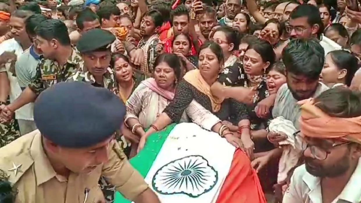 Bihar News: Martyr Vikas Kumar's body reached Jehanabad, crowd bids final farewell with teary eyes