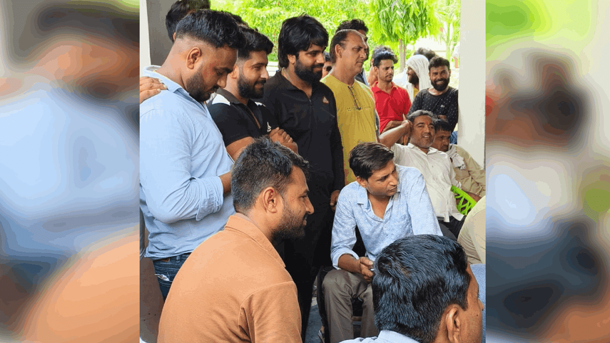 NPCL team which came to investigate electricity theft in Kailashpur took hostage